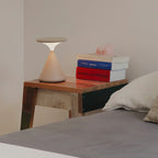 BIRGIT - Trådløs timeglasbordlampe