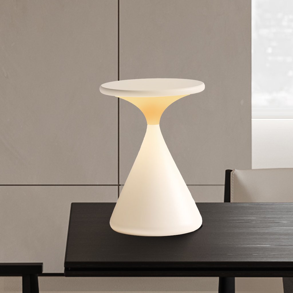 BIRGIT - Trådløs timeglasbordlampe