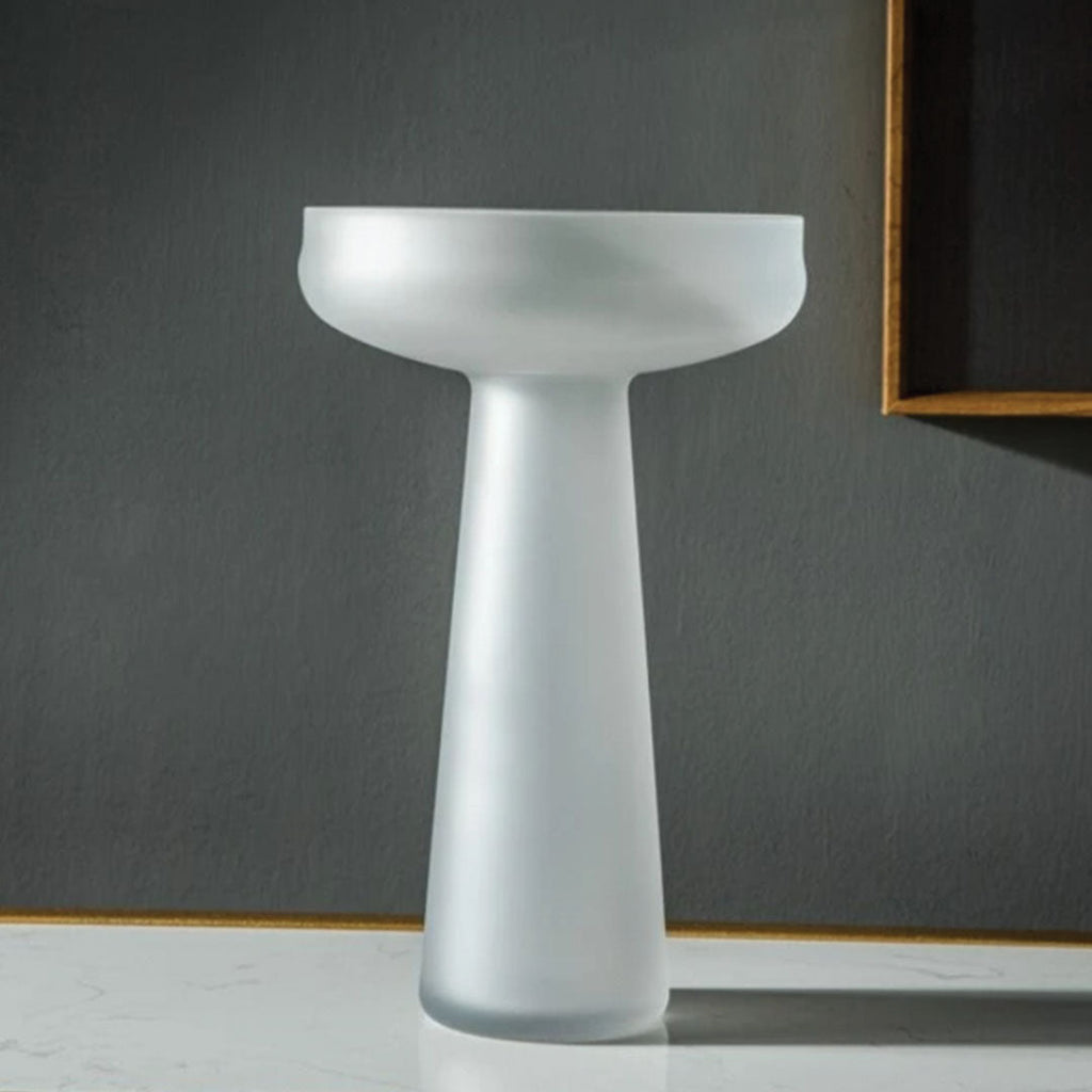 ELLINOR -  Mælkeglasvase – moderne og dekorativ