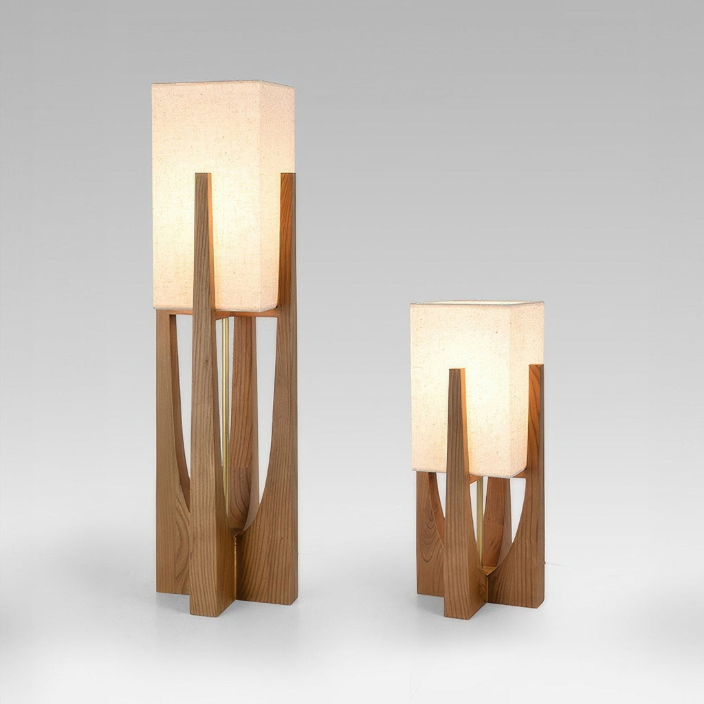 TINDRA - Stående lampe med træfod – japansk design