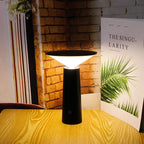 LINNAE – Kompakt LED bordlampe med klart lys