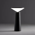 LINNAE – Kompakt LED bordlampe med klart lys
