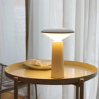 LINNAE – Kompakt LED bordlampe med klart lys