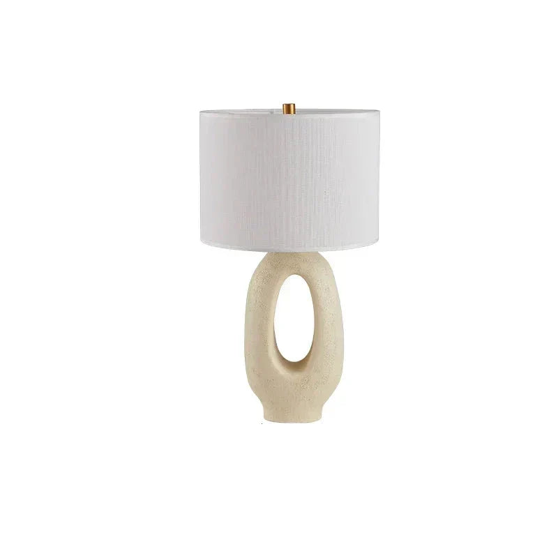 MEYA – Lampe med et råt og naturligt design