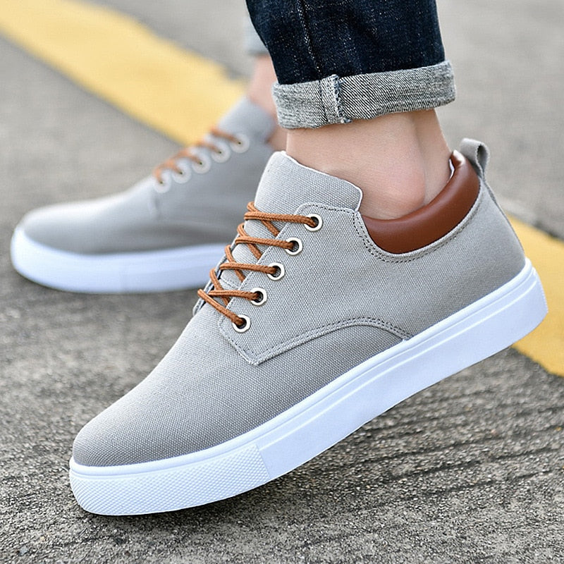 Sneakers - Seje herresneakers med hvid sål