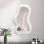 Spejl med himmelinspireret design