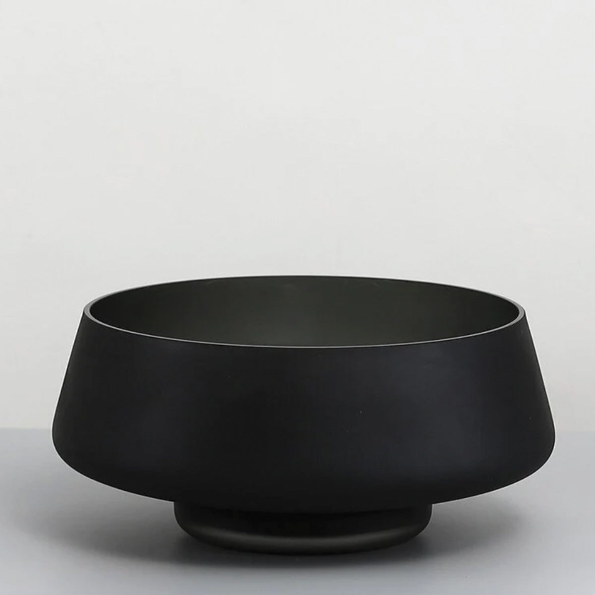 ELLINOR -  Mælkeglasvase – moderne og dekorativ