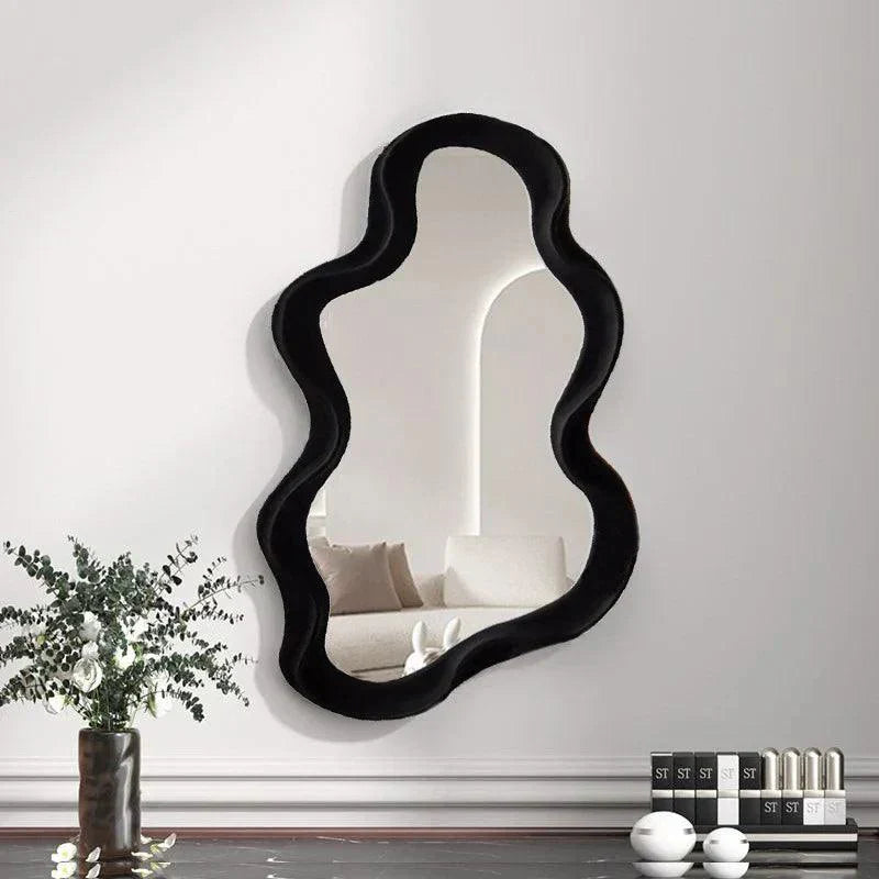 Spejl med himmelinspireret design