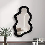 Spejl med himmelinspireret design