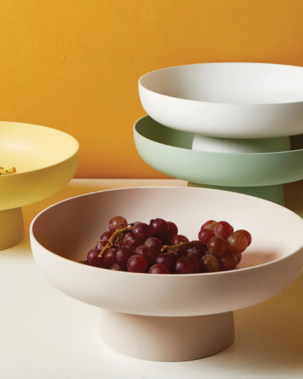 ASTRID - Dekorativ frugtskål i plast