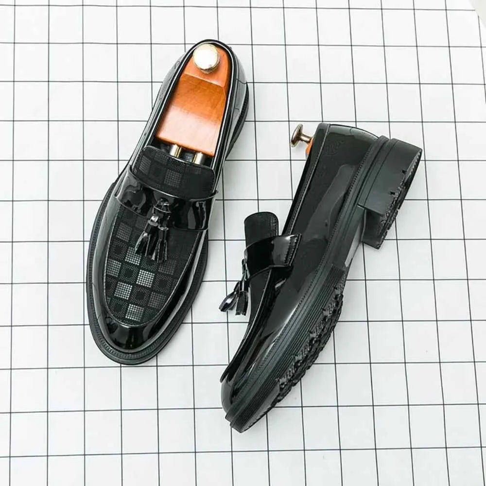 Herre Chunky Lug Sole Tjekket Patent Fringed Loafers