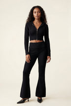 Chic Lounge Ensemble - Cropped Hoodie og Flared Bukser