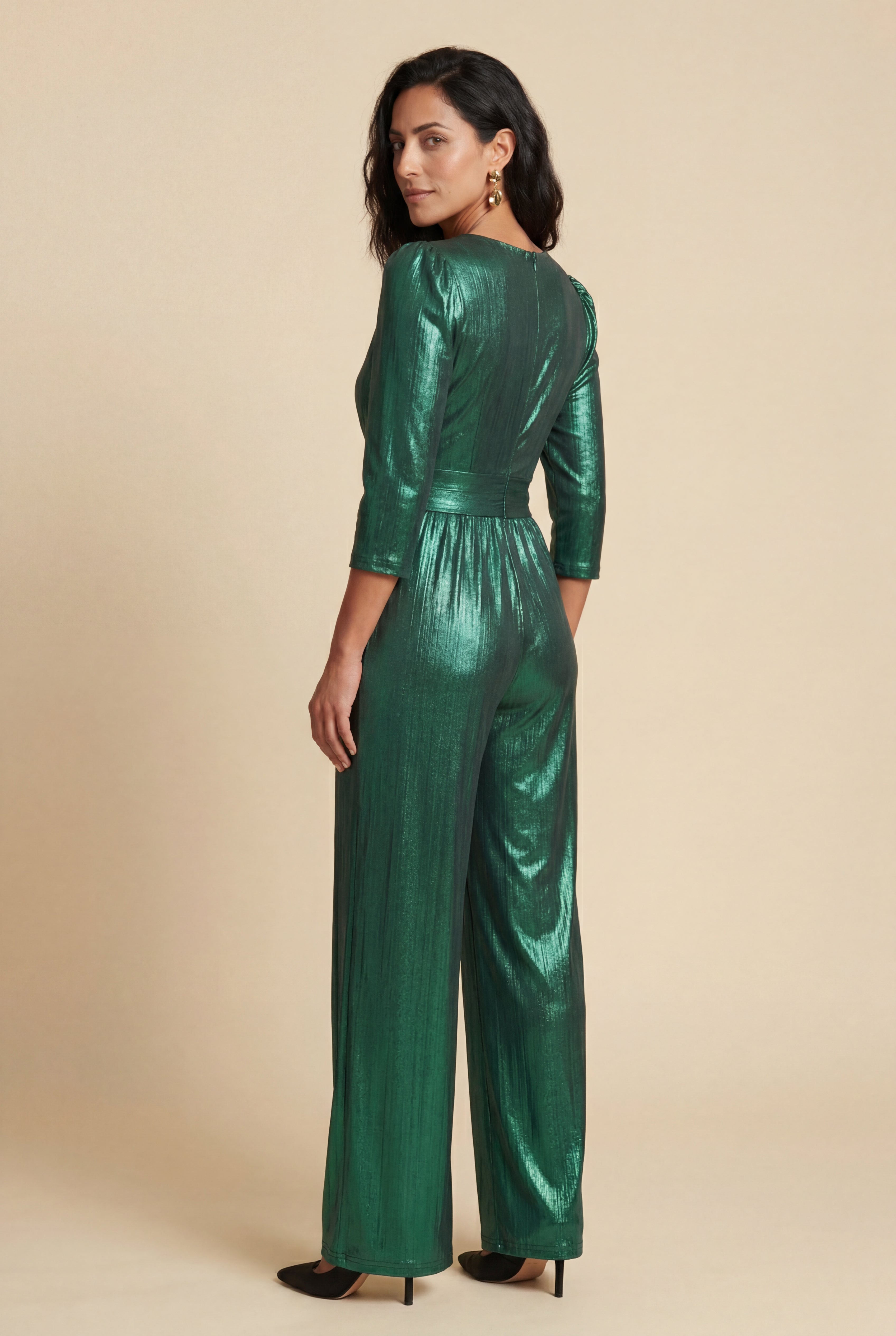 Stilfuld metallisk finish bred ben wrap jumpsuit med trekvartærmer