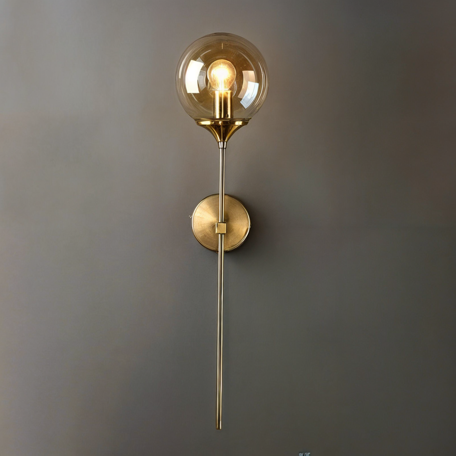 ALMA - Væglampe i norsk stil – klar glasskærm, E14-fatning, ikke dæmpbar