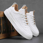 Stilfulde Perforerede Lavtop Sneakers - Minimalistisk Design