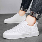 Stilfulde Perforerede Lavtop Sneakers - Minimalistisk Design