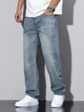 Komfortable vaskede herrejeans med lige ben