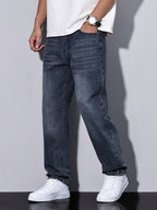Komfortable vaskede herrejeans med lige ben