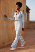 Chic Lounge Ensemble - Cropped Hoodie og Flared Bukser