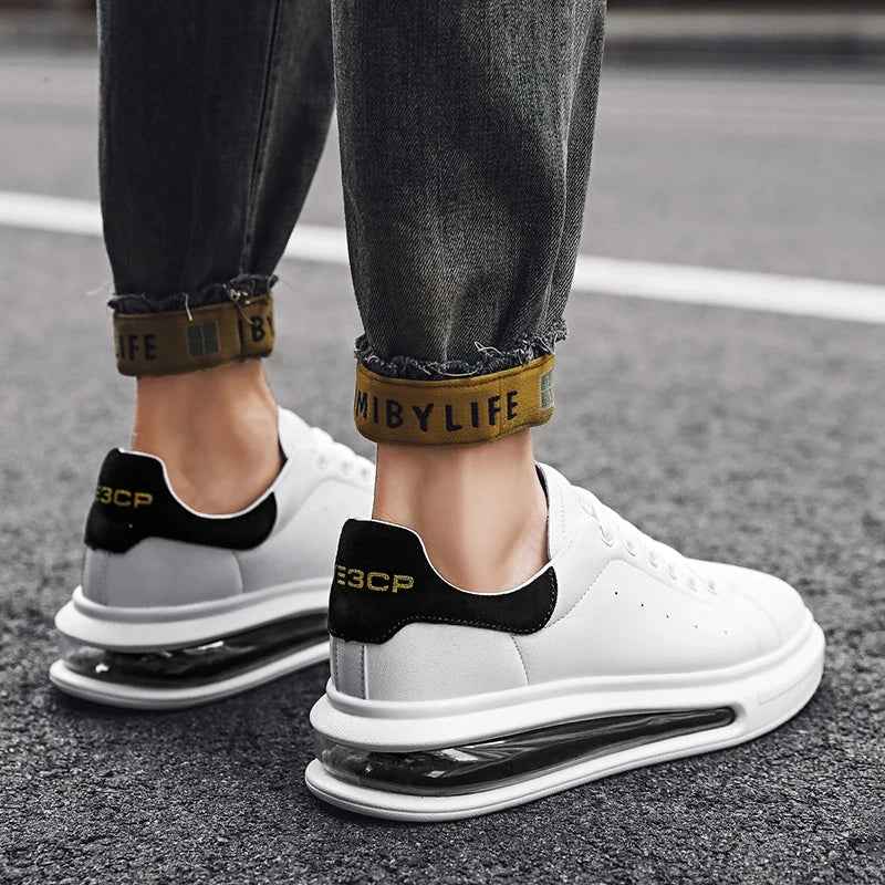Stilfulde Low Top Platform Sneakers - Chunky Air-Cushion Design