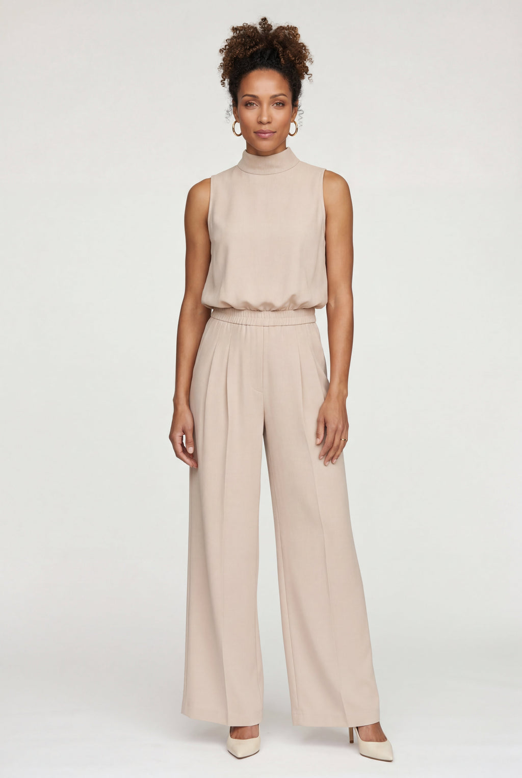 Chic Mock Neck Wide Leg Jumpsuit - Ærmeløs.