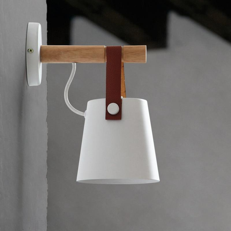 Væglampe i Rustik Træ - Nordisk Design