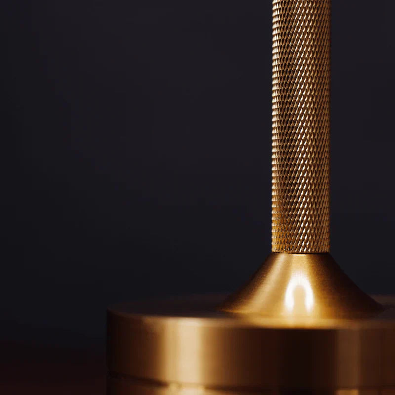 MADS -  Bordlampe – klassisk design